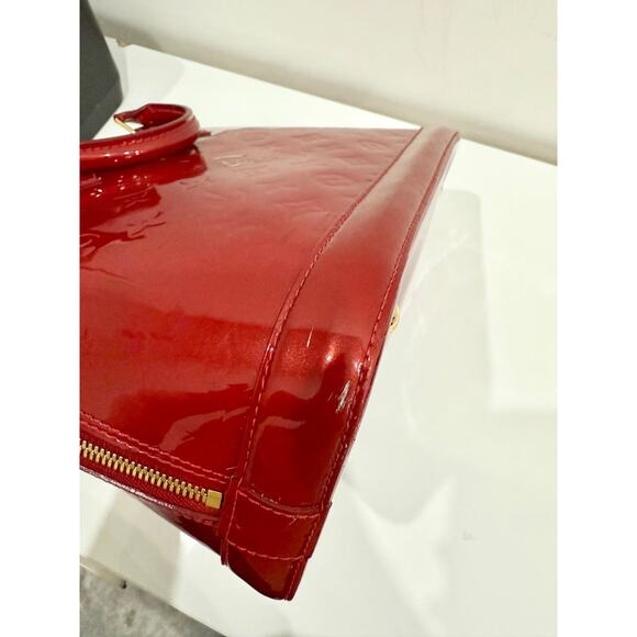 Louis Vuitton Pomme D’amour Monogram Vernis Alma MM Satchel Bag Fiery Red - Picture 10 of 12